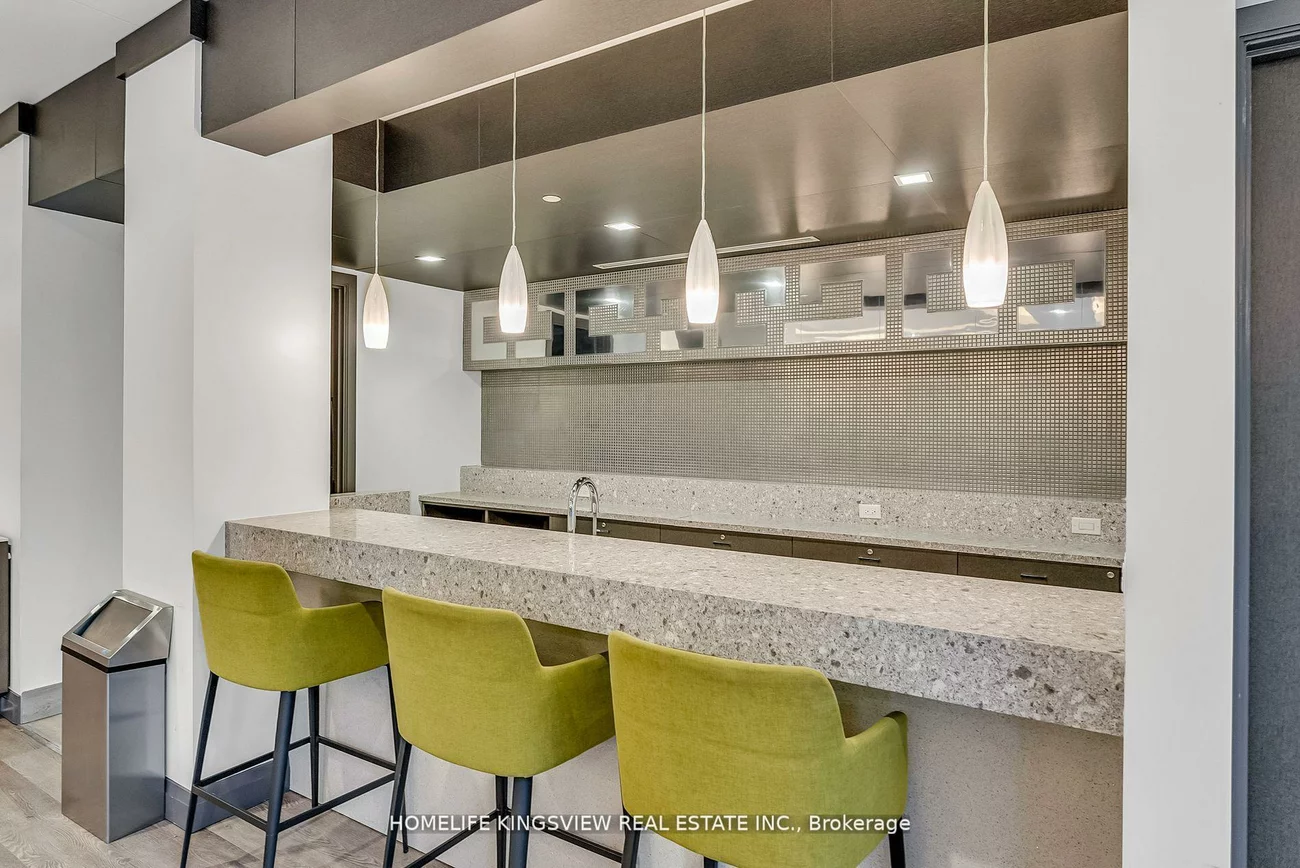3700, hwy 7, Vaughan Corporate Centre, Vaughan