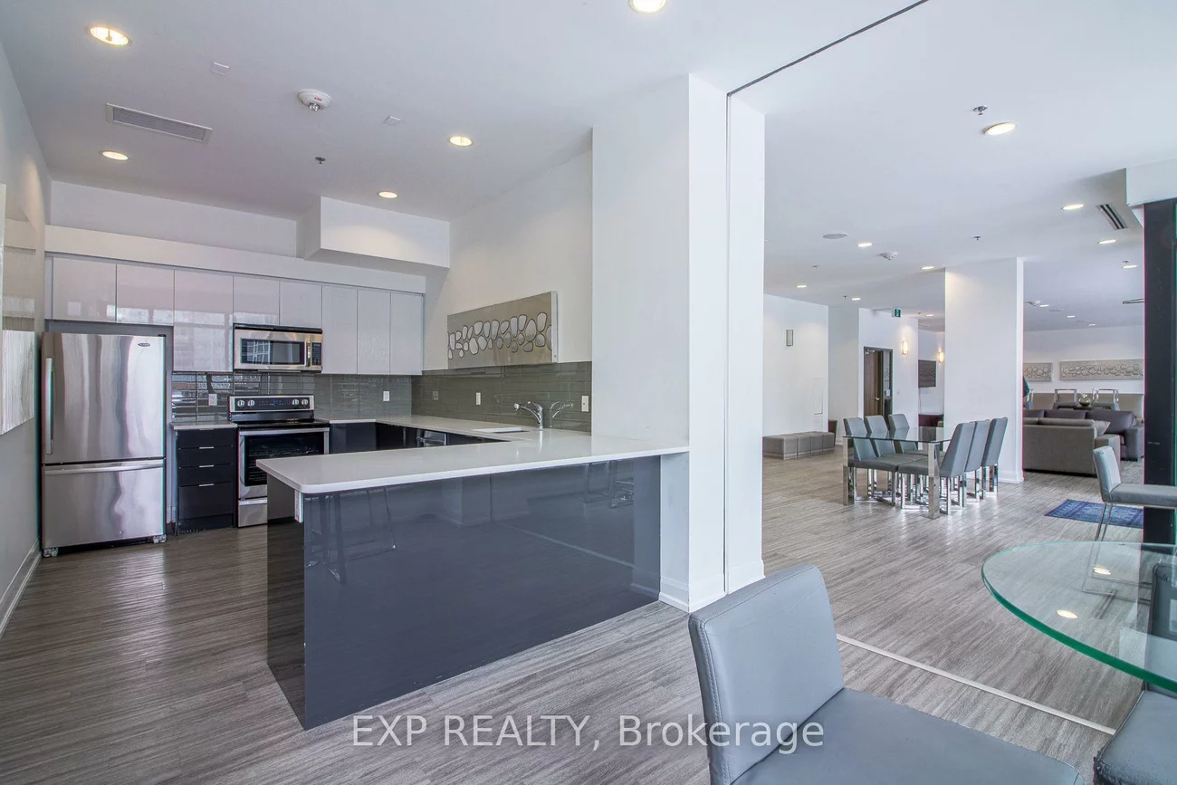 2910, Highway 7, Concord, Vaughan