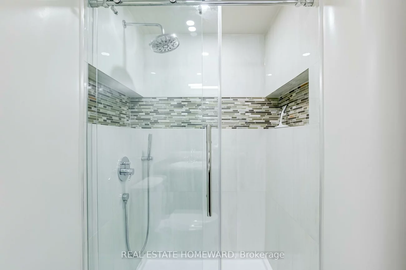 100, Arbors, West Woodbridge, Vaughan