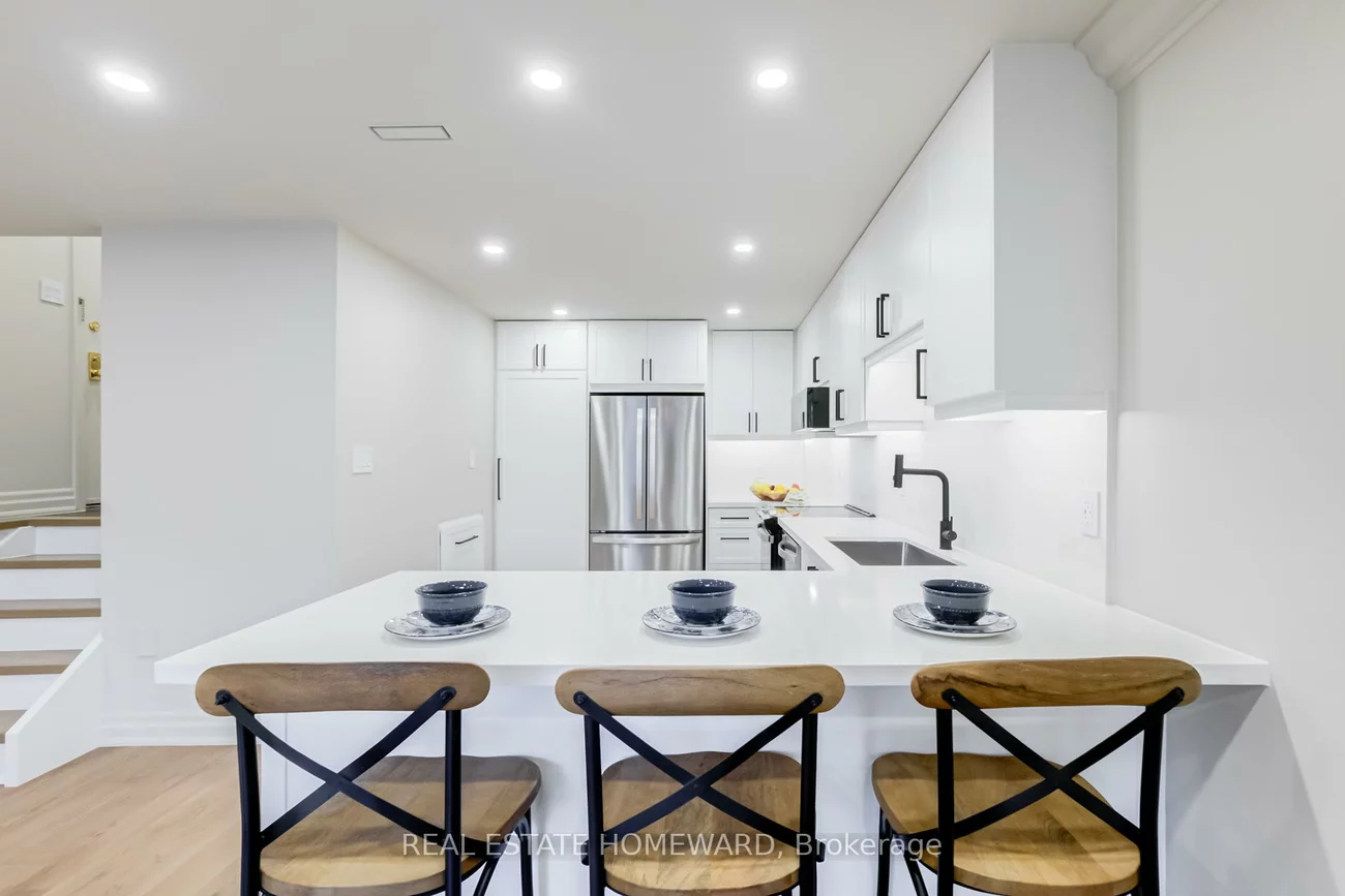 100, Arbors, West Woodbridge, Vaughan