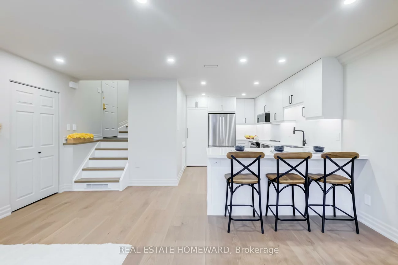 100, Arbors, West Woodbridge, Vaughan