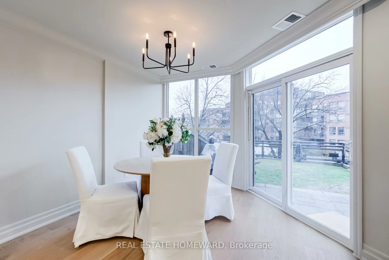 100, Arbors, West Woodbridge, Vaughan