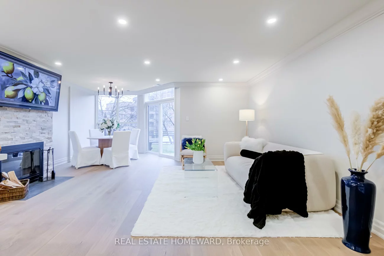 100, Arbors, West Woodbridge, Vaughan