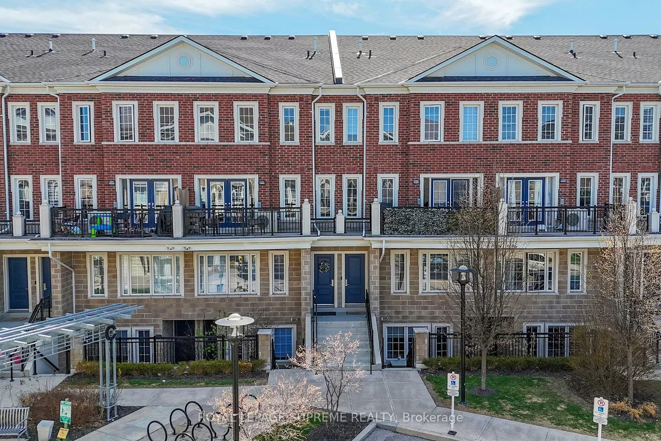 26, Bruce, East Woodbridge, Vaughan