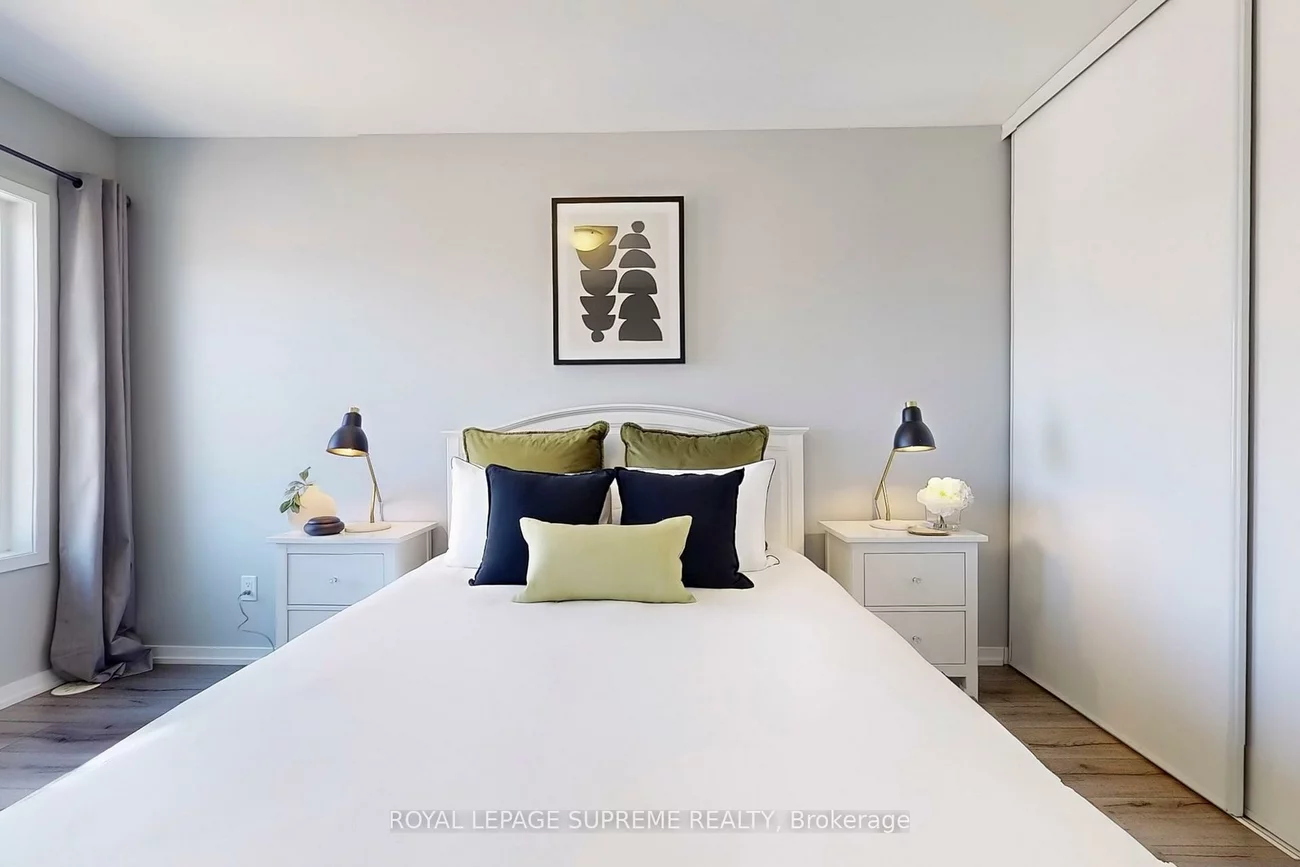 26, Bruce, East Woodbridge, Vaughan