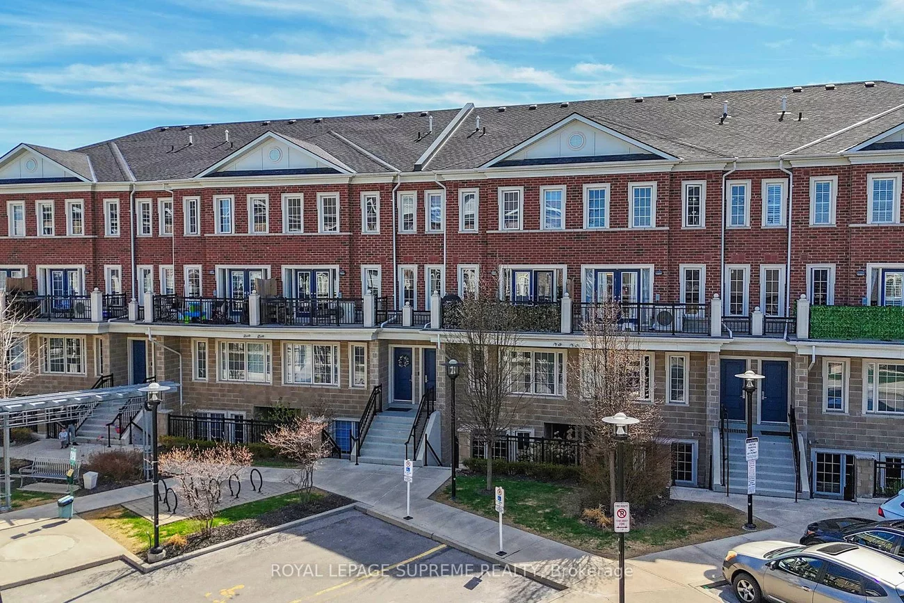 26, Bruce, East Woodbridge, Vaughan