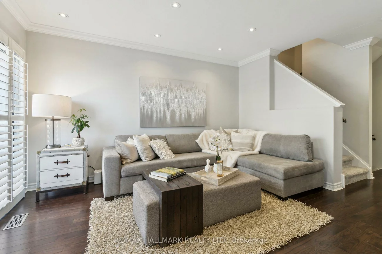 735, New Westminster, Brownridge, Vaughan