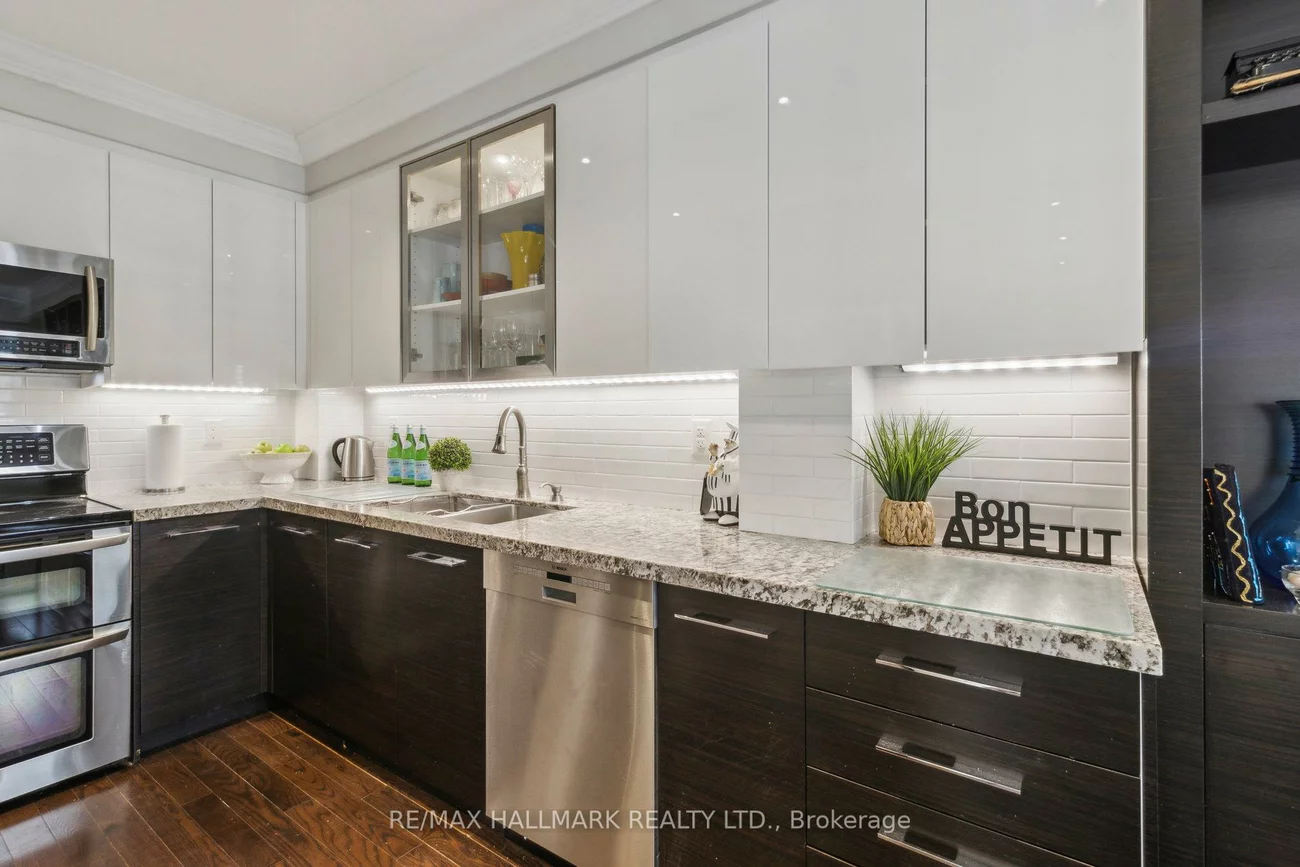 735, New Westminster, Brownridge, Vaughan