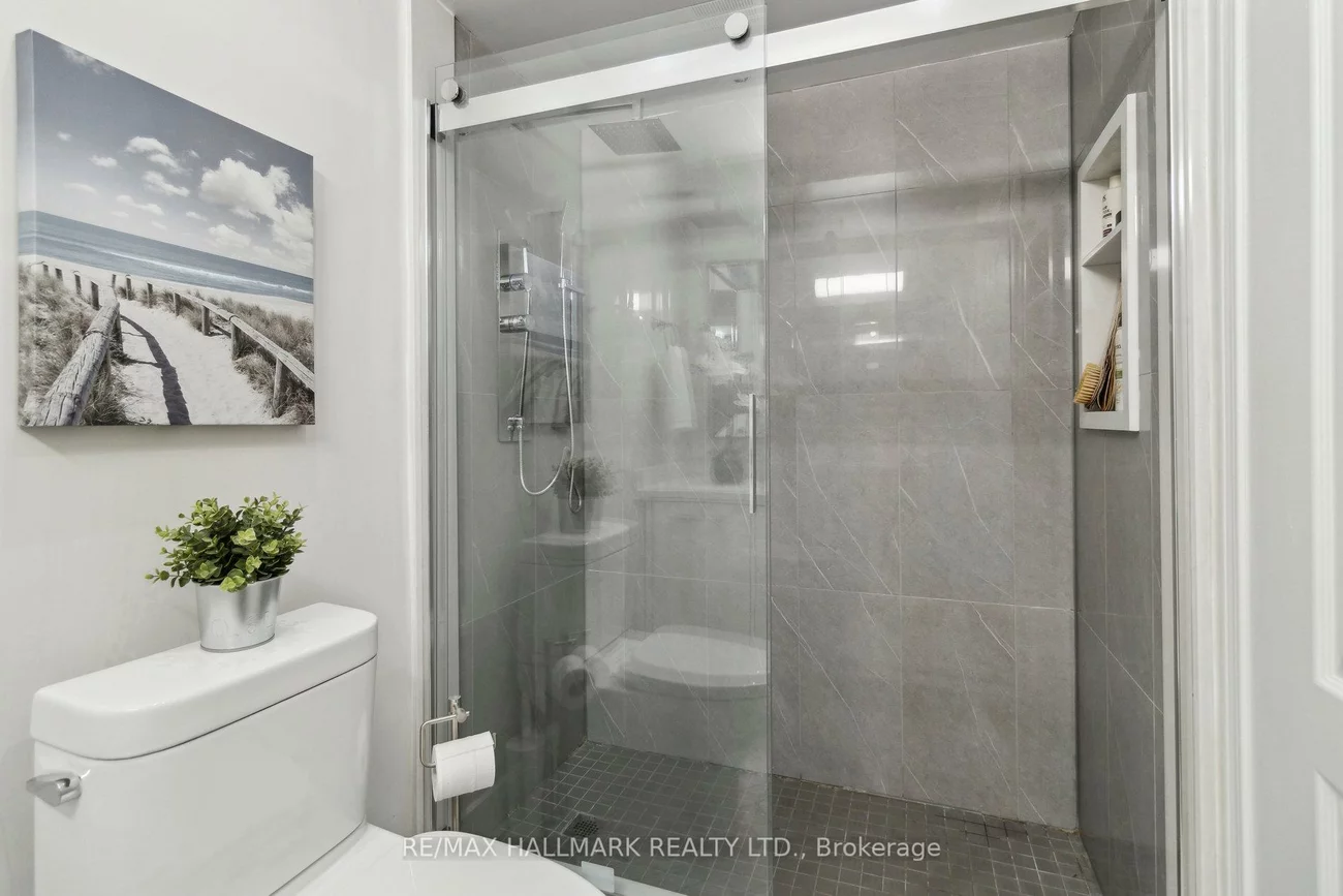 735, New Westminster, Brownridge, Vaughan