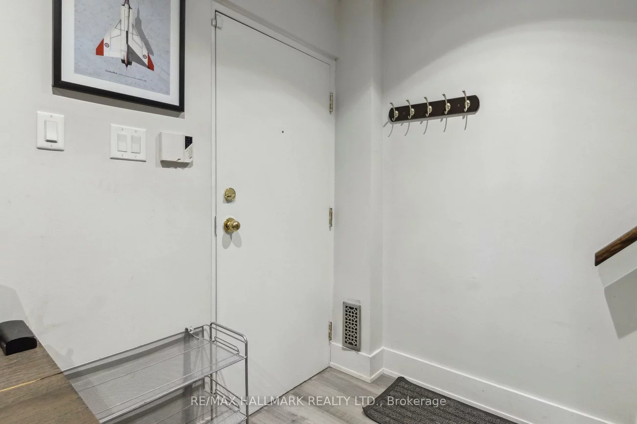 735, New Westminster, Brownridge, Vaughan