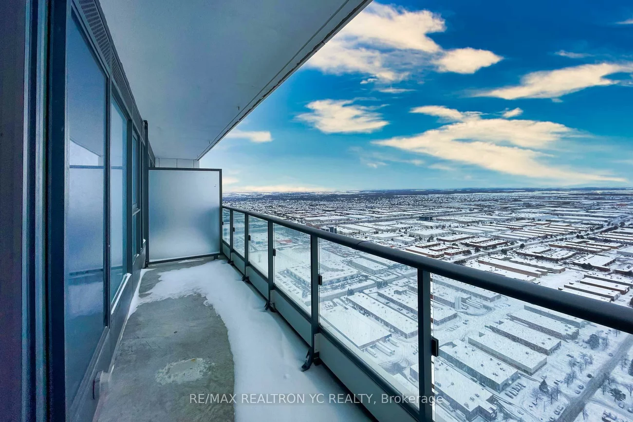 898, Portage, Vaughan Corporate Centre, Vaughan