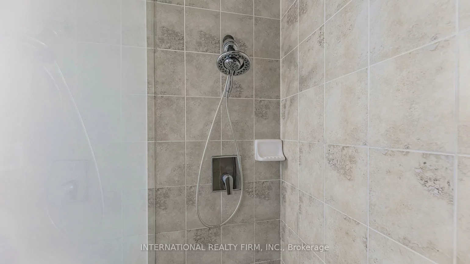 520, Steeles, Crestwood-Springfarm-Yorkhill, Vaughan