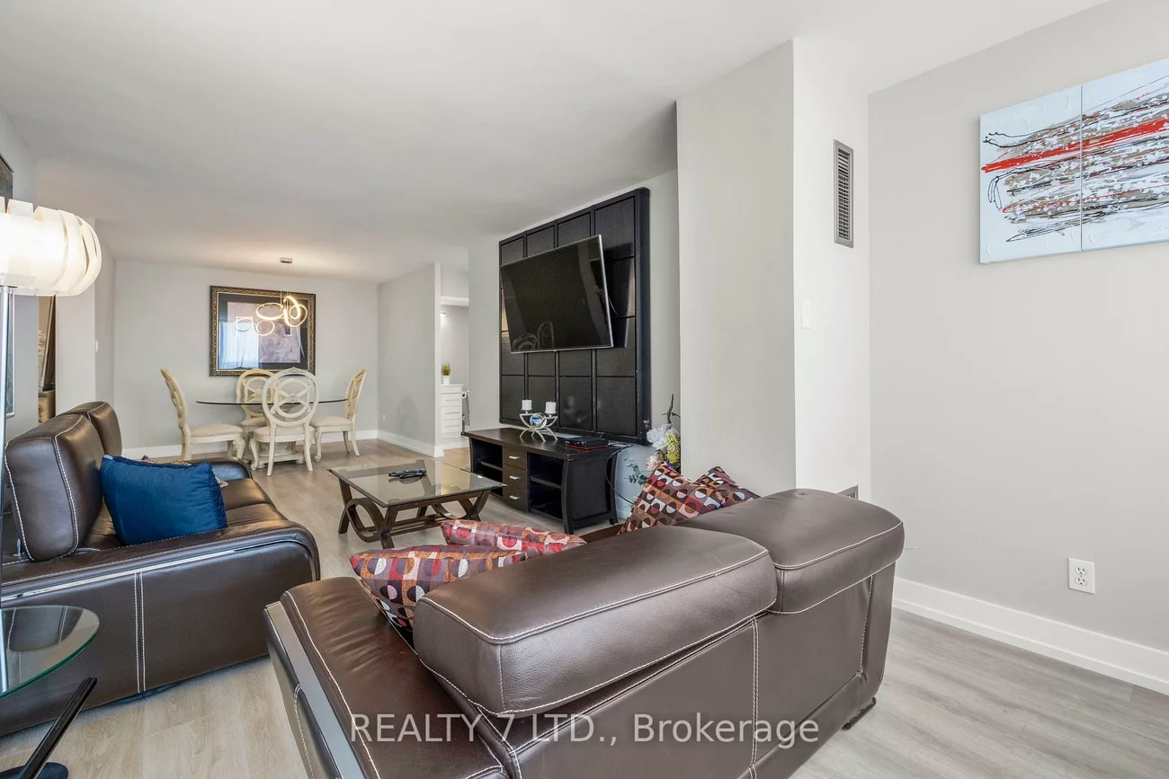 120, Promenade, Brownridge, Vaughan
