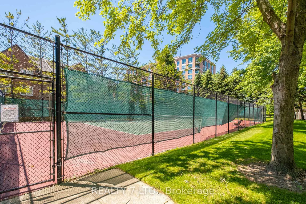 120, Promenade, Brownridge, Vaughan