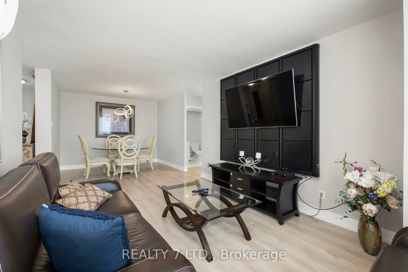120, Promenade, Brownridge, Vaughan