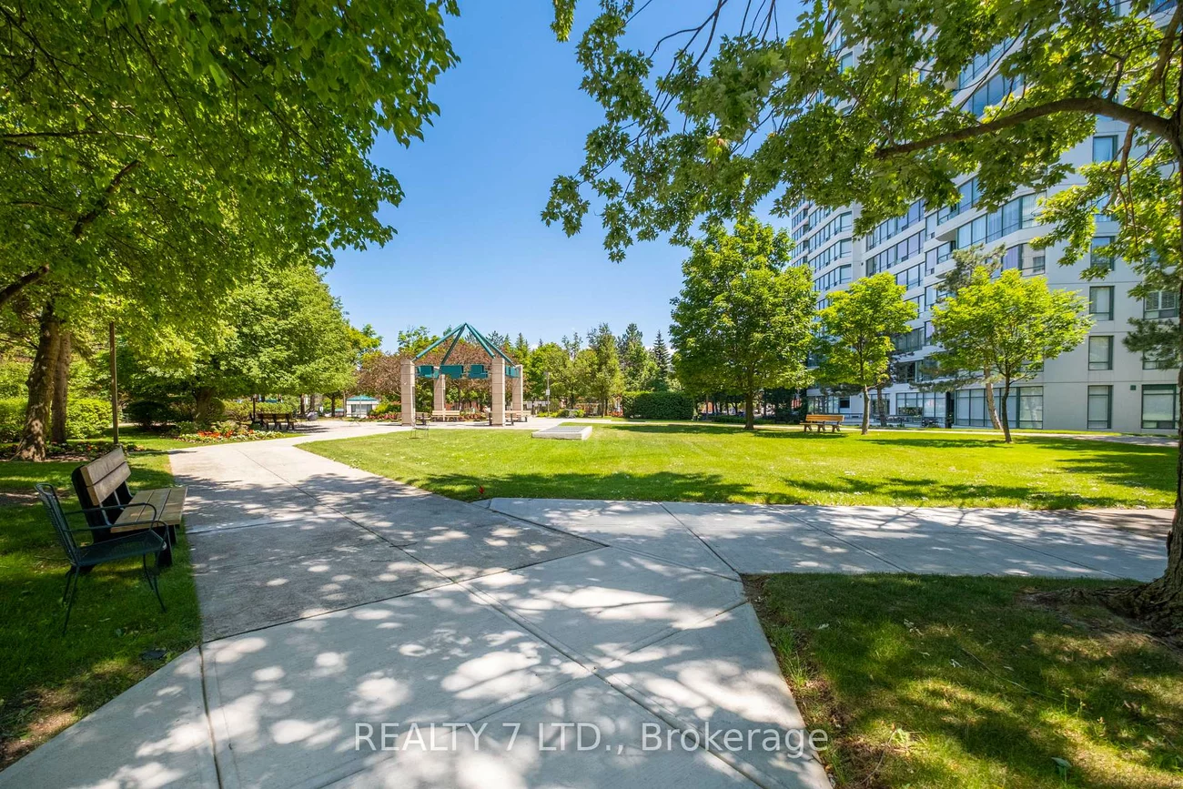 120, Promenade, Brownridge, Vaughan