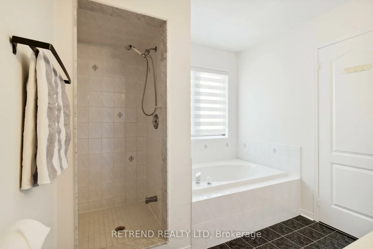 20, Minton, East Woodbridge, Vaughan