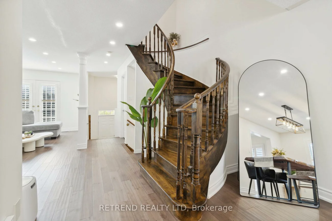 20, Minton, East Woodbridge, Vaughan