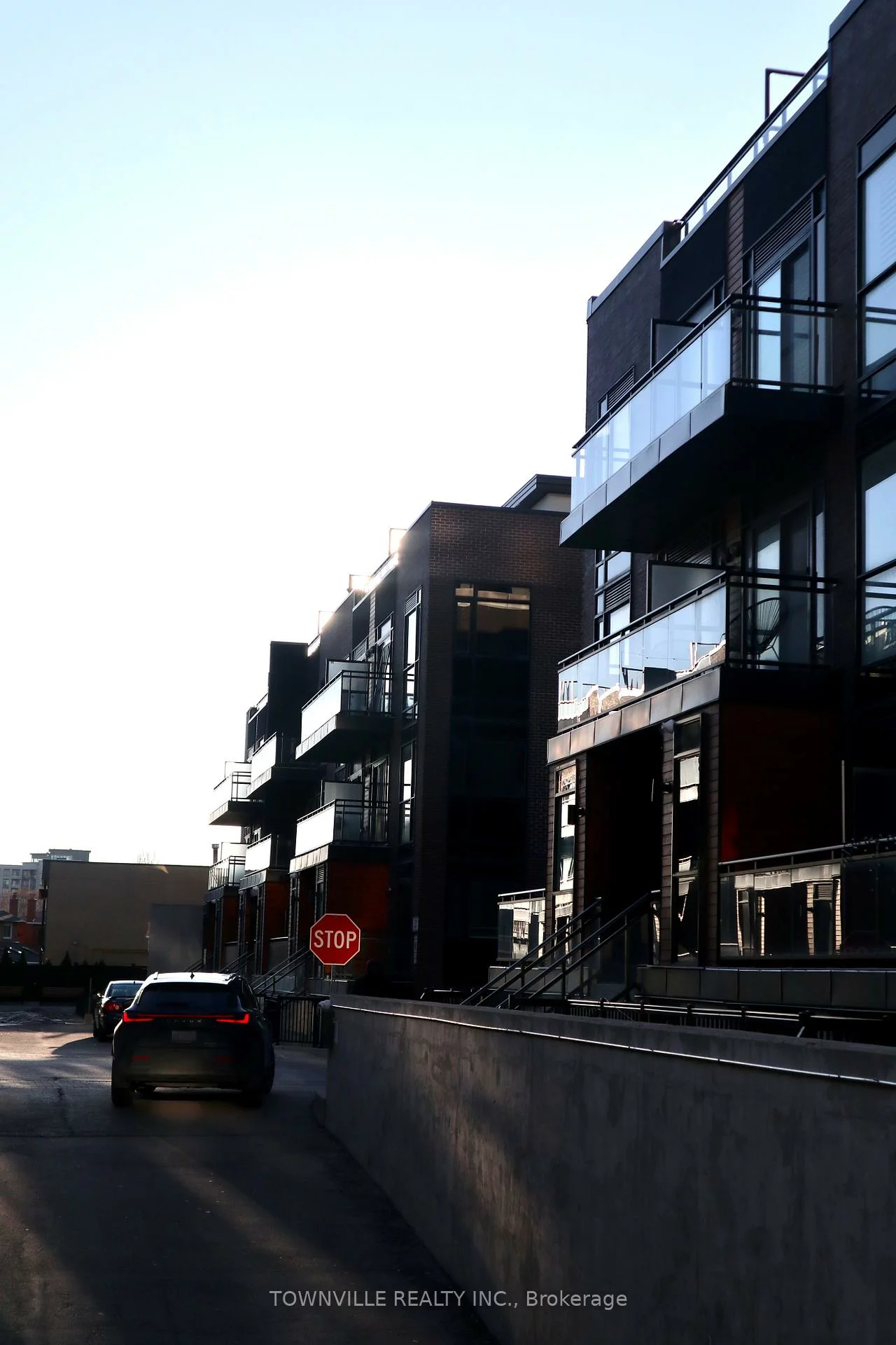 5279, Highway 7, Vaughan Grove, Vaughan