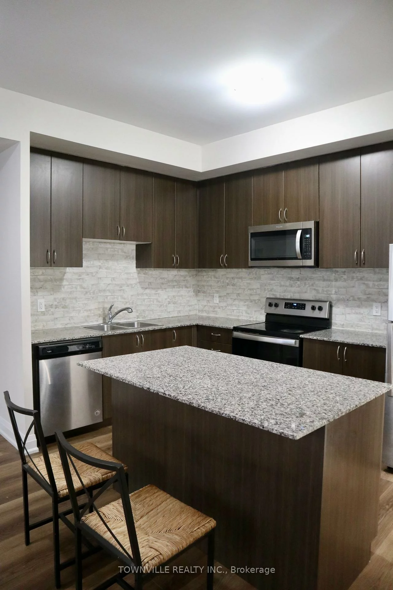 5279, Highway 7, Vaughan Grove, Vaughan