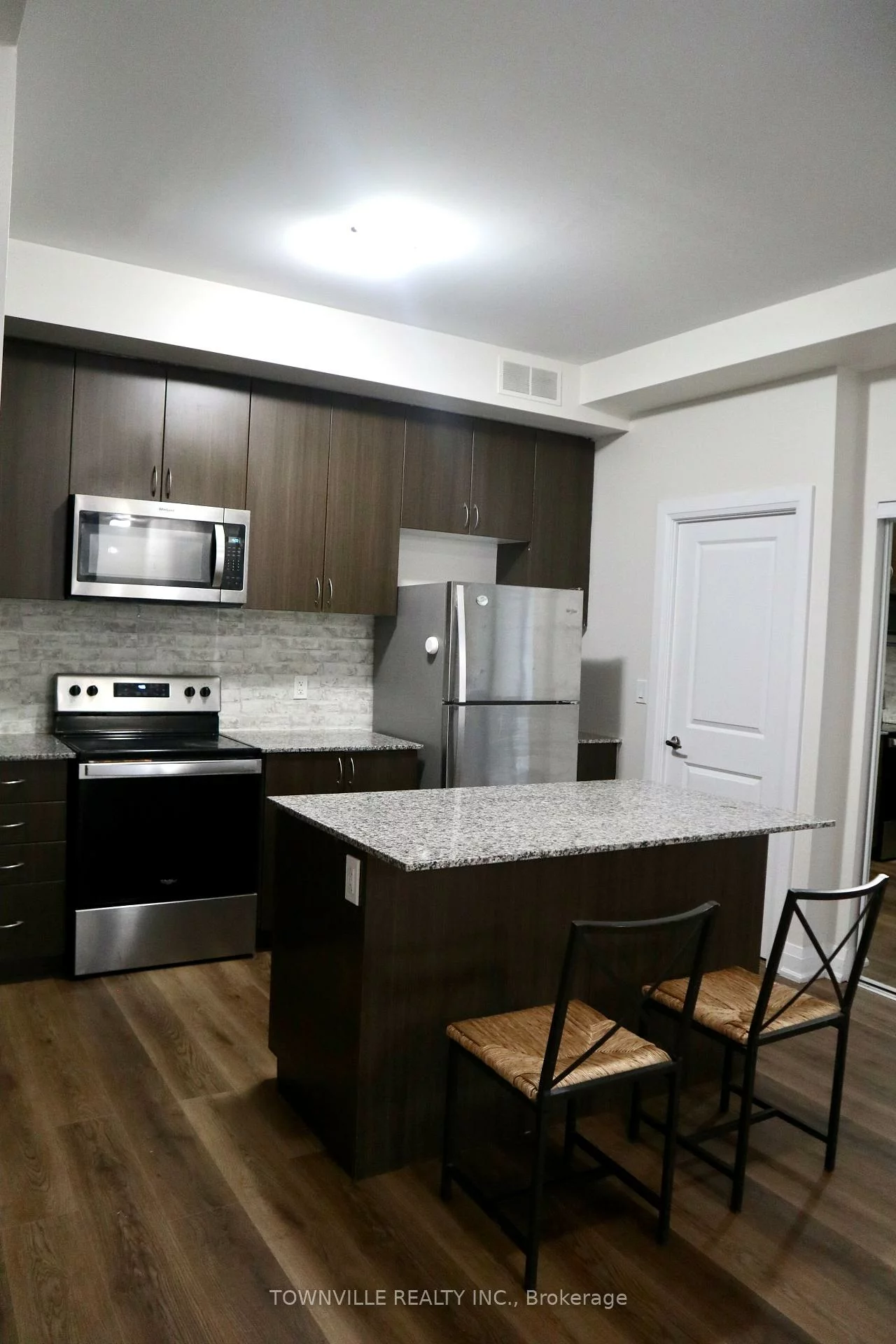 5279, Highway 7, Vaughan Grove, Vaughan