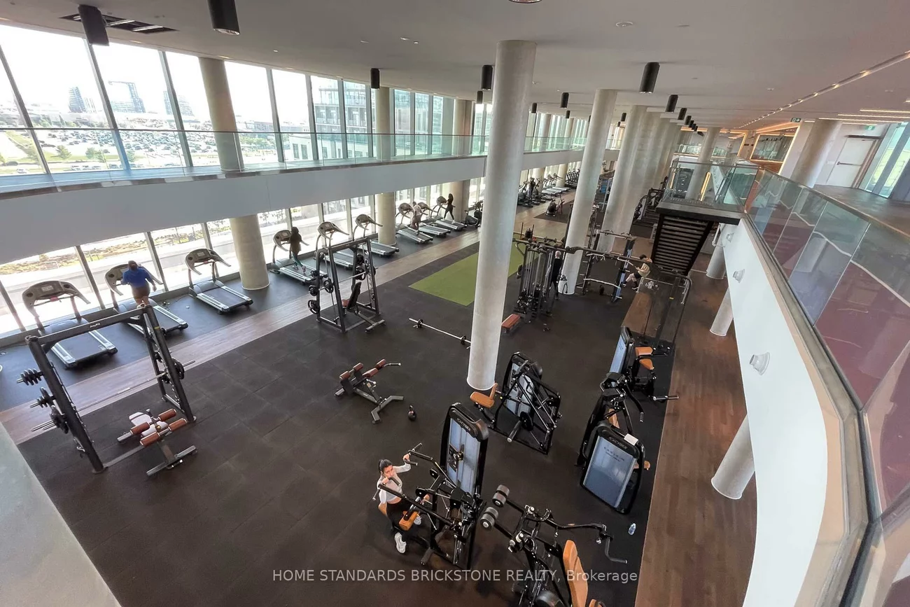 1000, Portage, Vaughan Corporate Centre, Vaughan