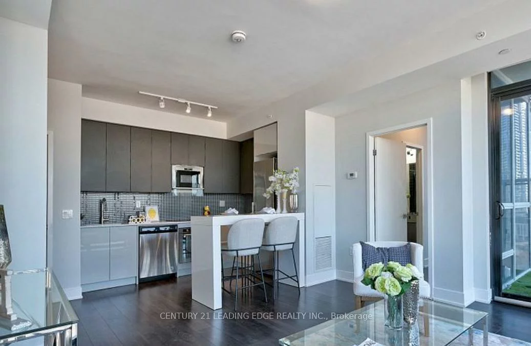 2908, Hwy 7, Concord, Vaughan