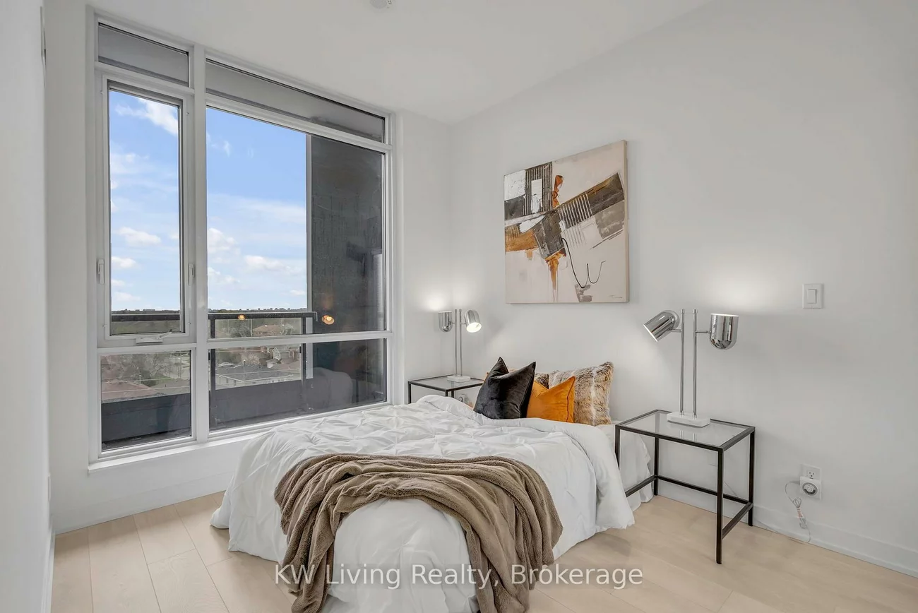 7950, Bathurst, Beverley Glen, Vaughan