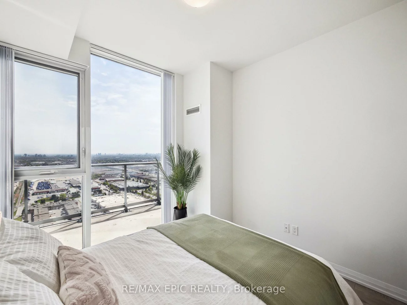 7895, Jane, Concord, Vaughan