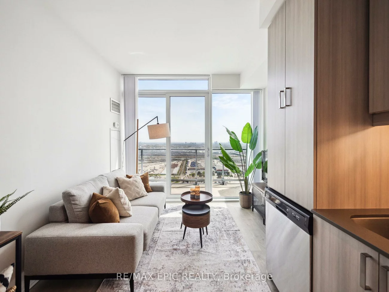 7895, Jane, Concord, Vaughan
