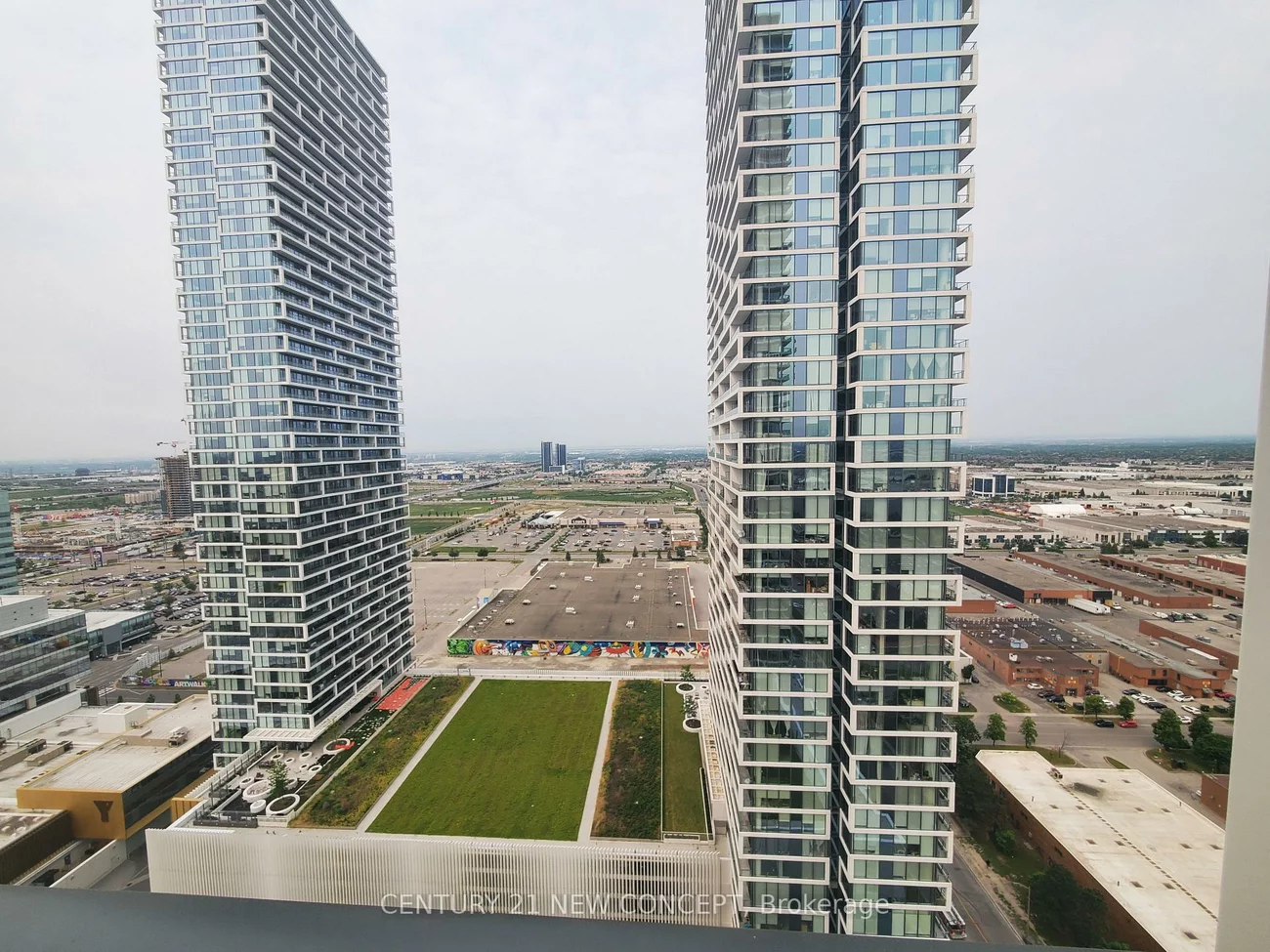 950, Portage, Vaughan Corporate Centre, Vaughan