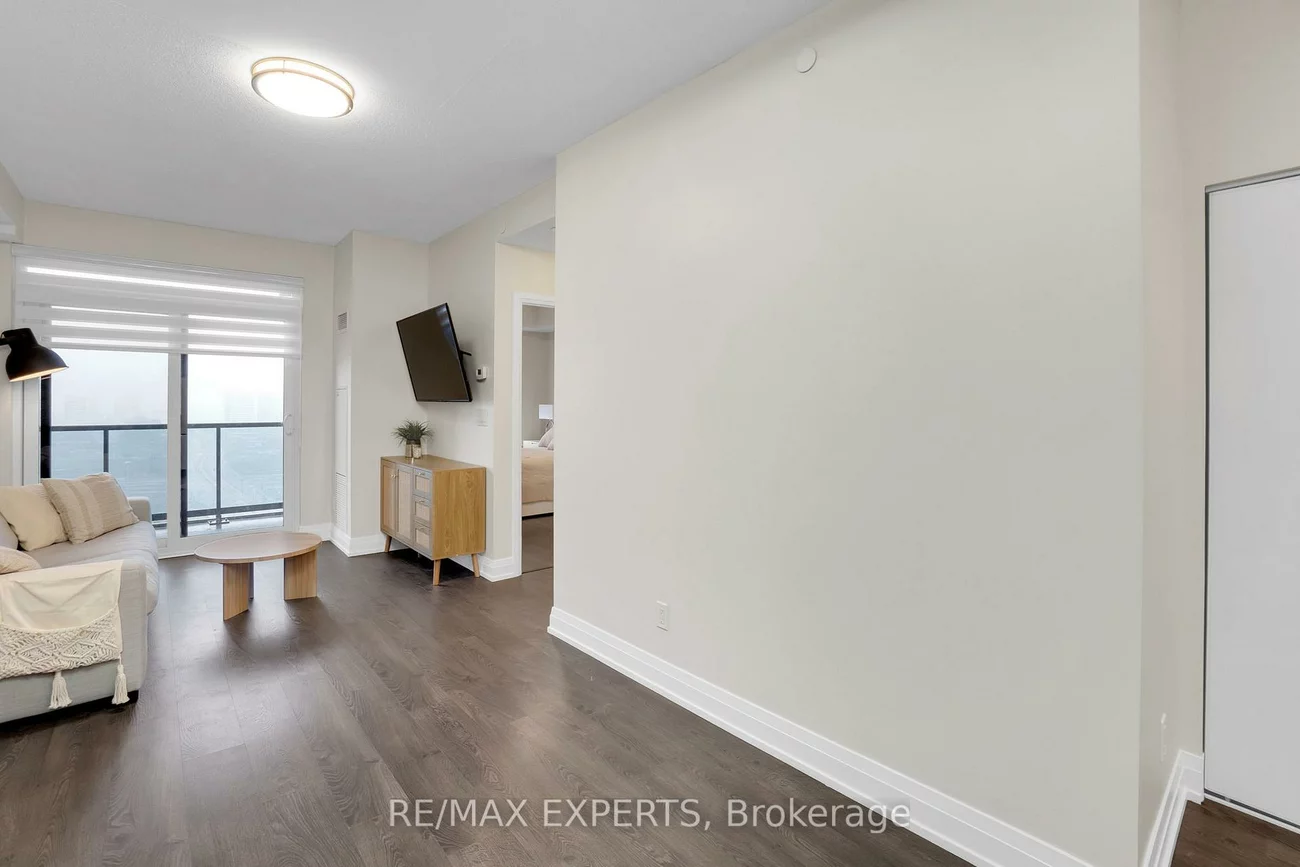 3700, Highway 7, Vaughan Corporate Centre, Vaughan