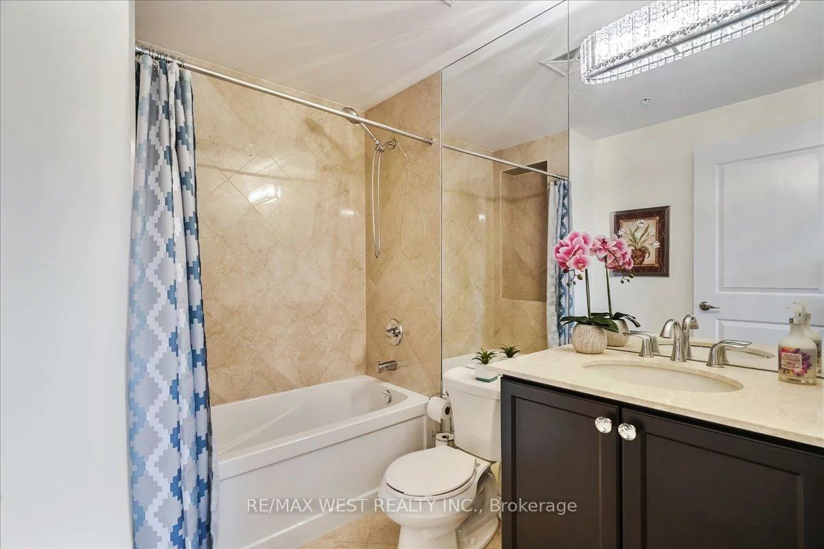 9255, Jane, Maple, Vaughan