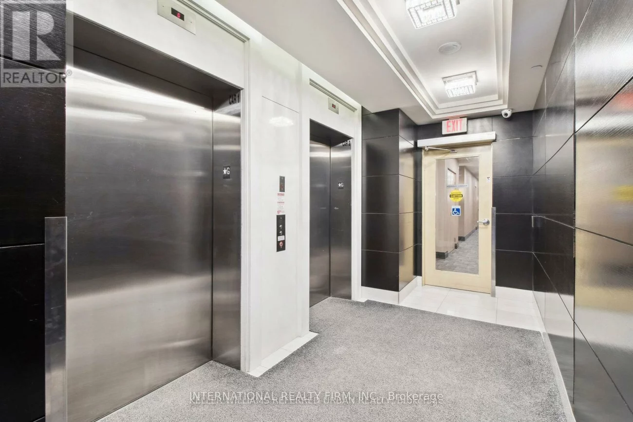 520, Steeles, Crestwood-Springfarm-Yorkhill, Vaughan