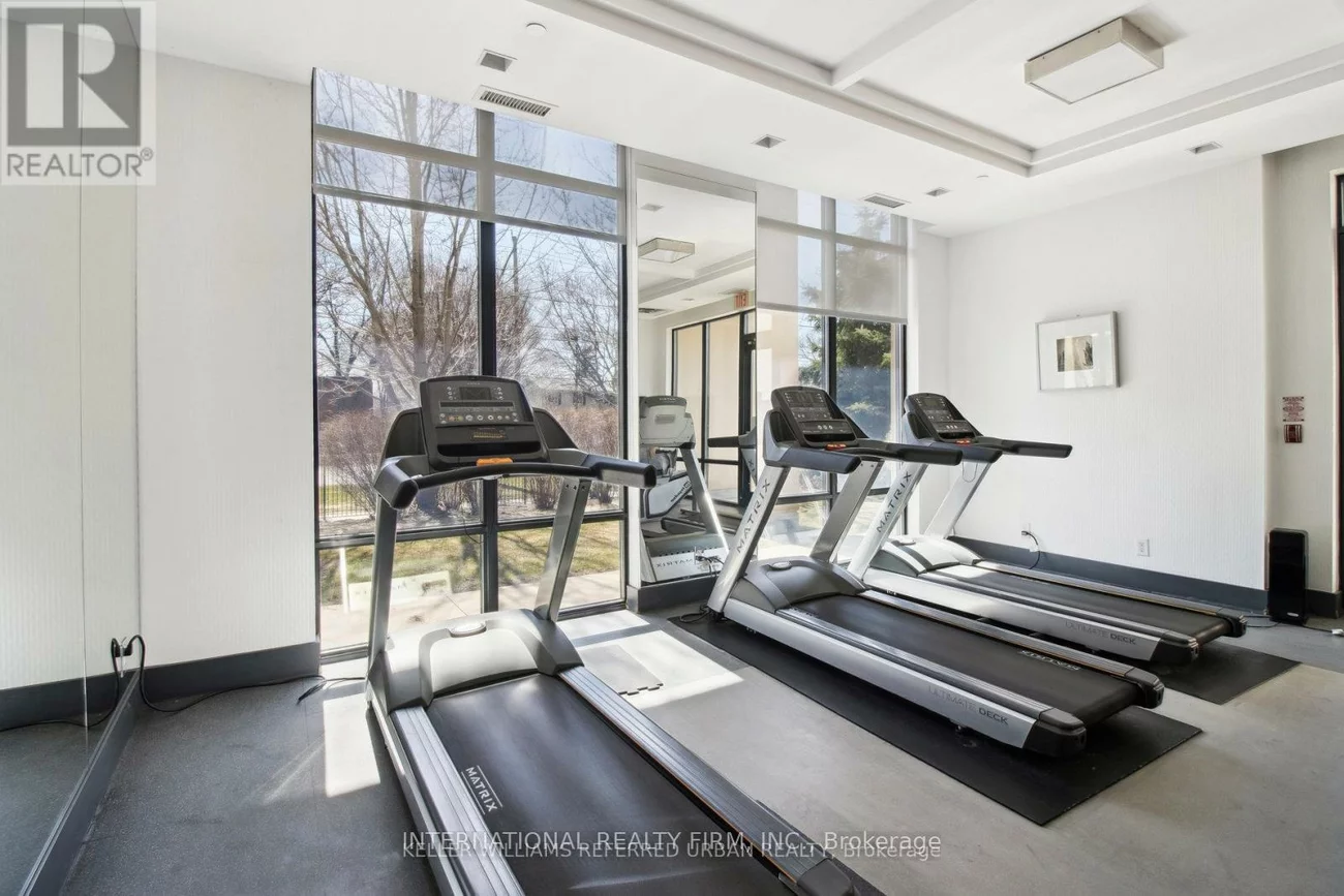 520, Steeles, Crestwood-Springfarm-Yorkhill, Vaughan