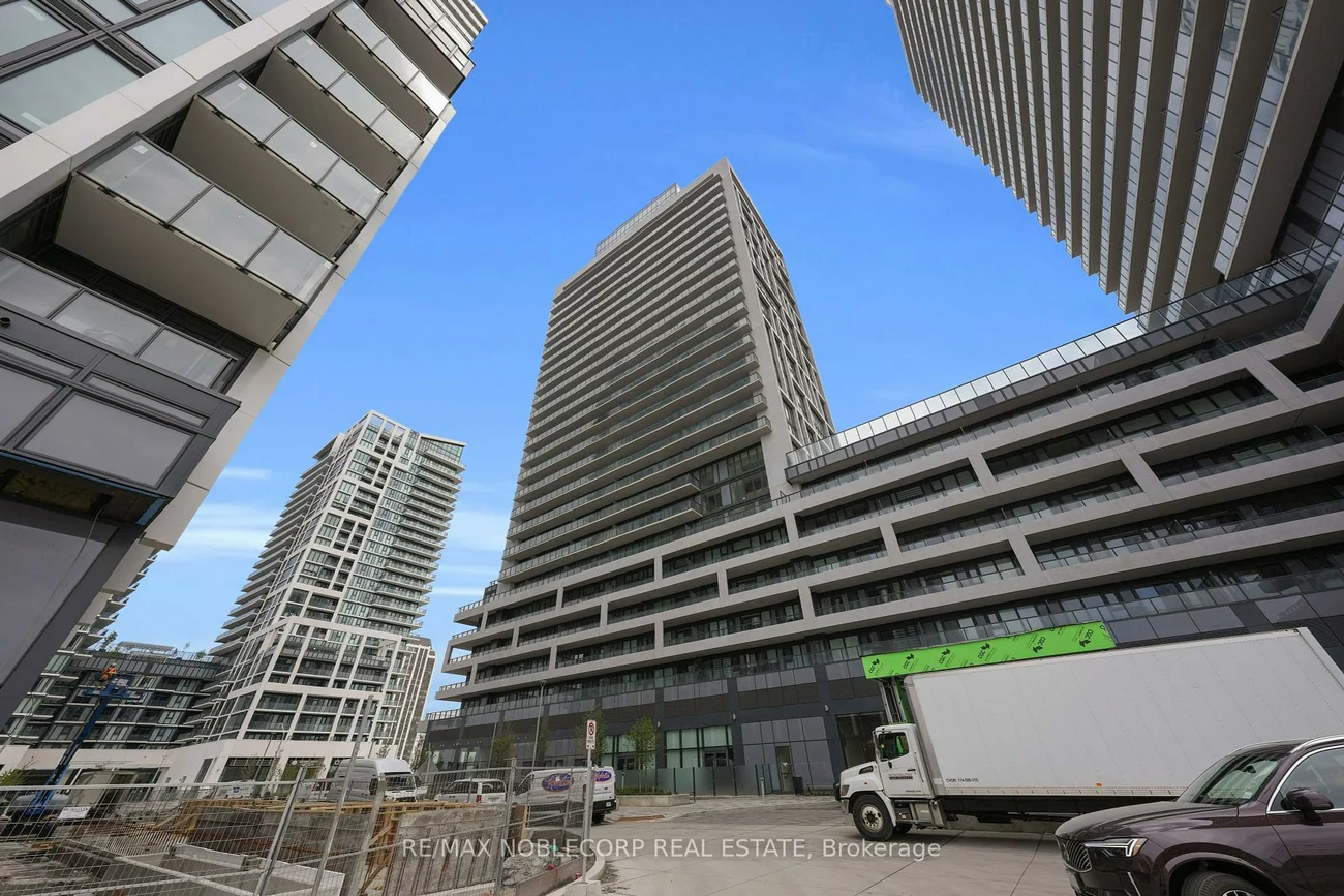 8960, Jane, Vellore Village, Vaughan