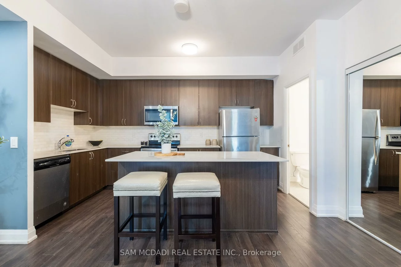 26, Coles, Vaughan Grove, Vaughan