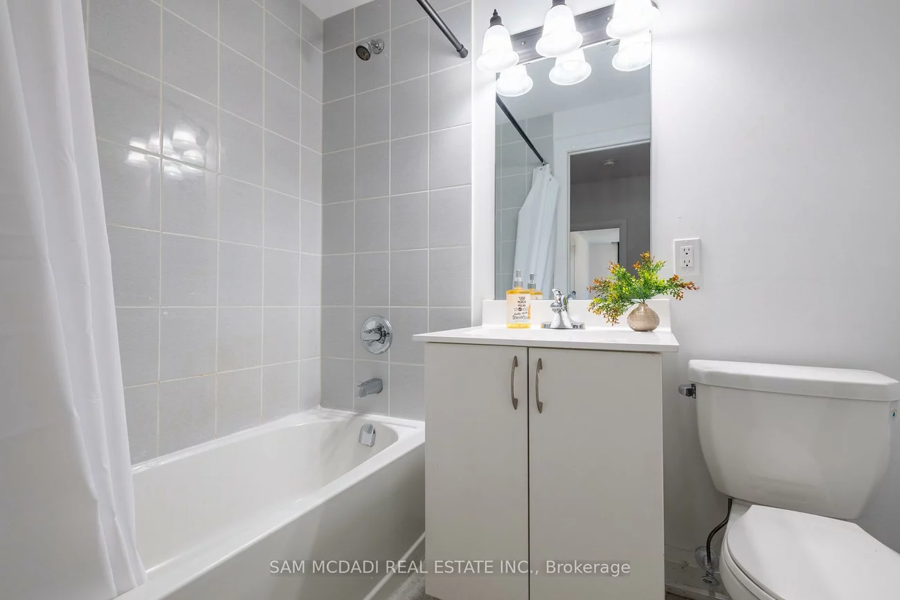 26, Coles, Vaughan Grove, Vaughan