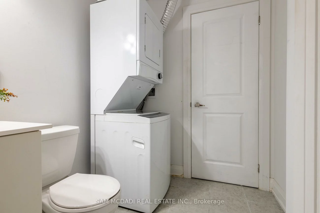 26, Coles, Vaughan Grove, Vaughan