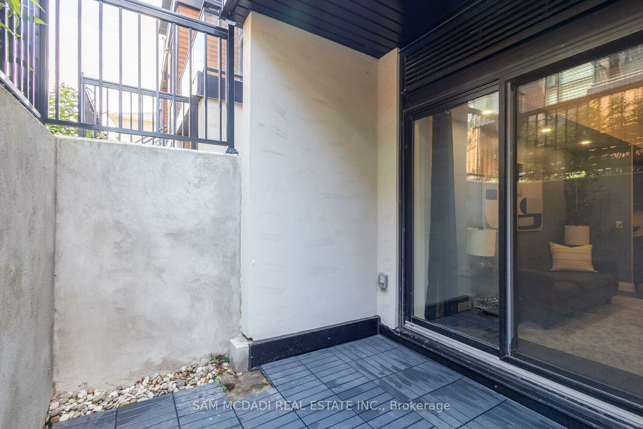 26, Coles, Vaughan Grove, Vaughan