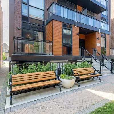 26, Coles, Vaughan Grove, Vaughan