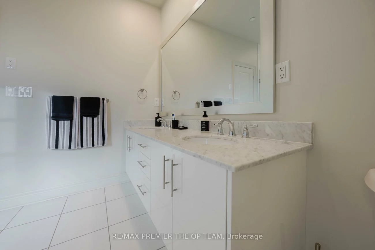 8347, Kipling, West Woodbridge, Vaughan