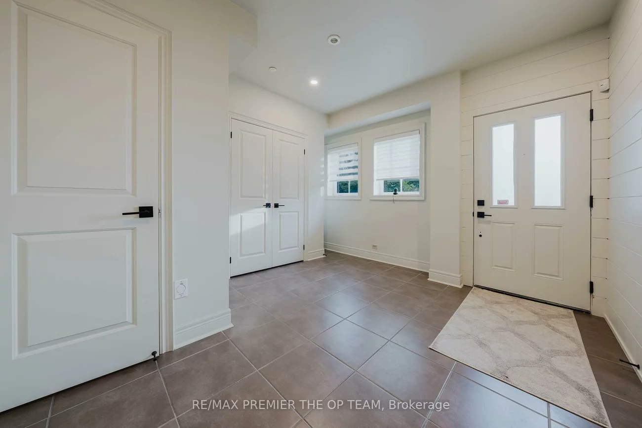 8347, Kipling, West Woodbridge, Vaughan
