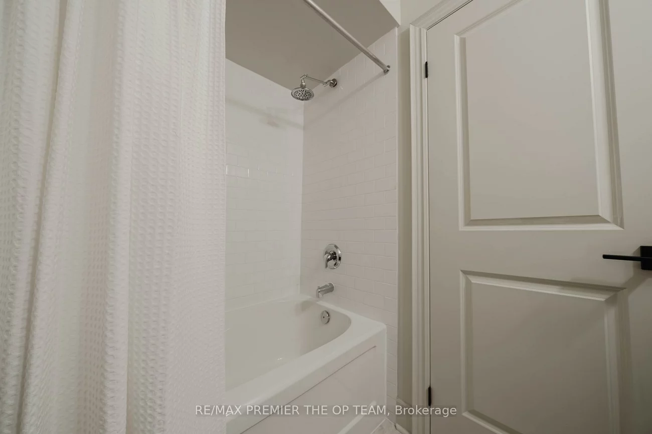 8347, Kipling, West Woodbridge, Vaughan