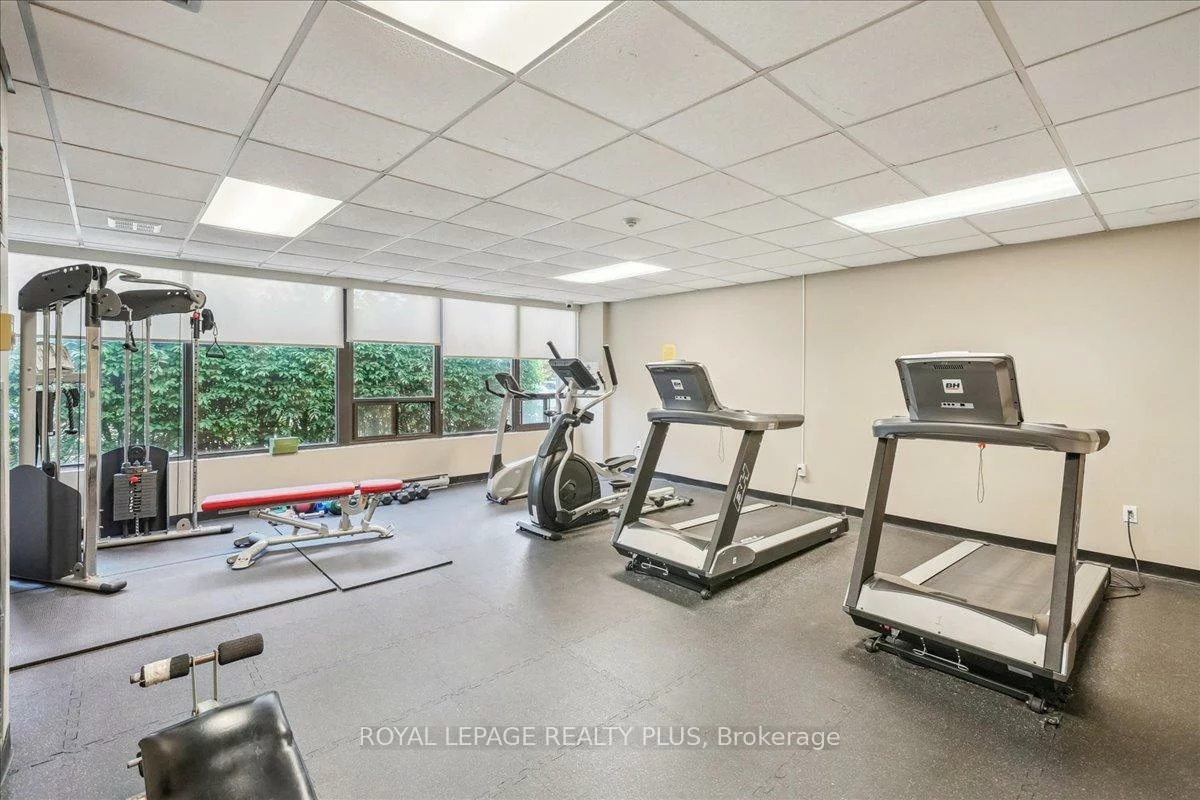 7440, Bathurst, Brownridge, Vaughan