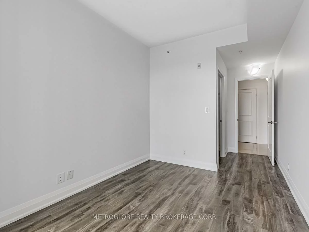 12, Woodstream, Vaughan Grove, Vaughan