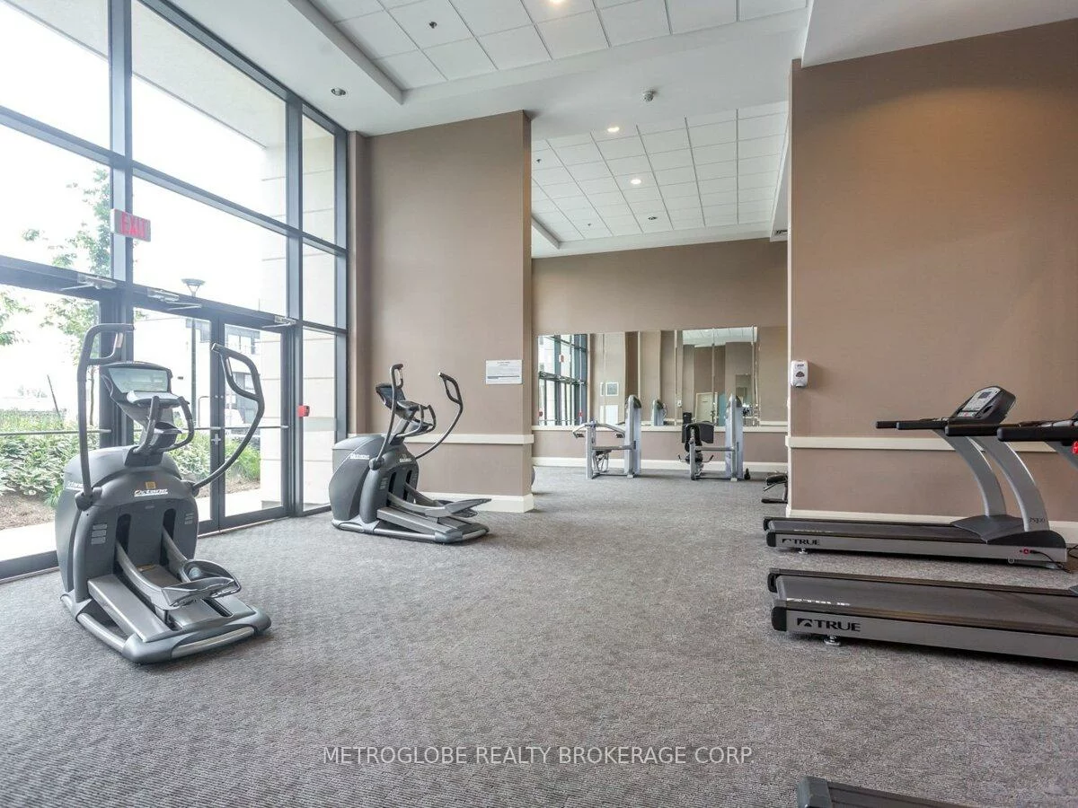 12, Woodstream, Vaughan Grove, Vaughan
