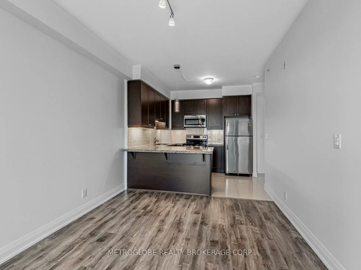 12, Woodstream, Vaughan Grove, Vaughan