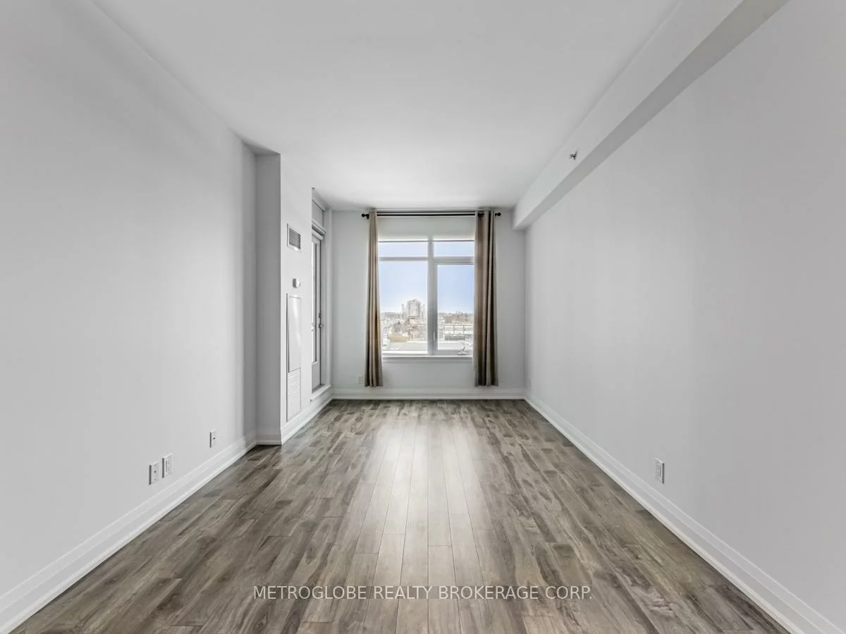 12, Woodstream, Vaughan Grove, Vaughan