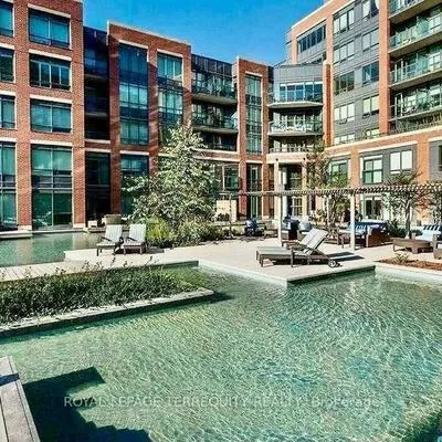 7608, Yonge, Crestwood-Springfarm-Yorkhill, Vaughan